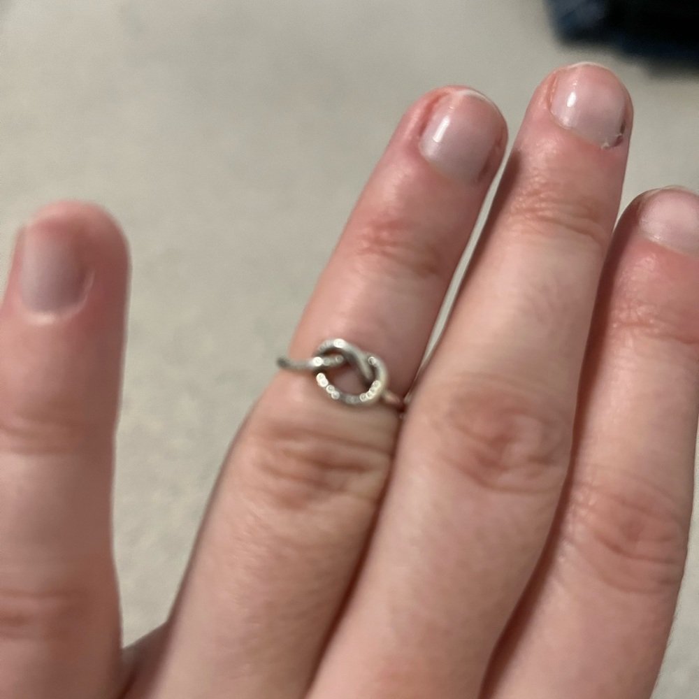 Knot Ring - Picture 2 of 3